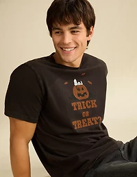 AE Standard Fit Snoopy Halloween Graphic T-Shirt