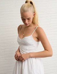 Minirobe brodée à encolure en V AE