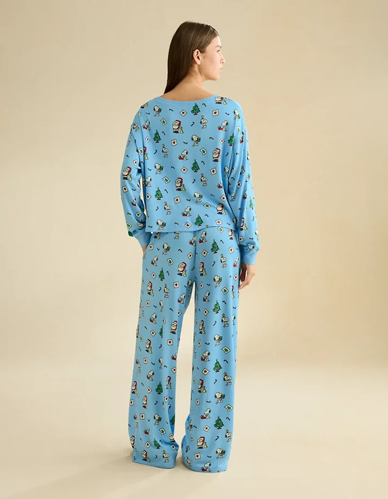 AE Luxe Plush Snoopy PJ Set