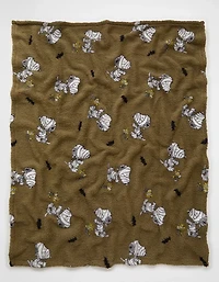 AE Snoopy Mummy Blanket