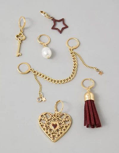 Emballage de six breloques de chaussures assorties AE