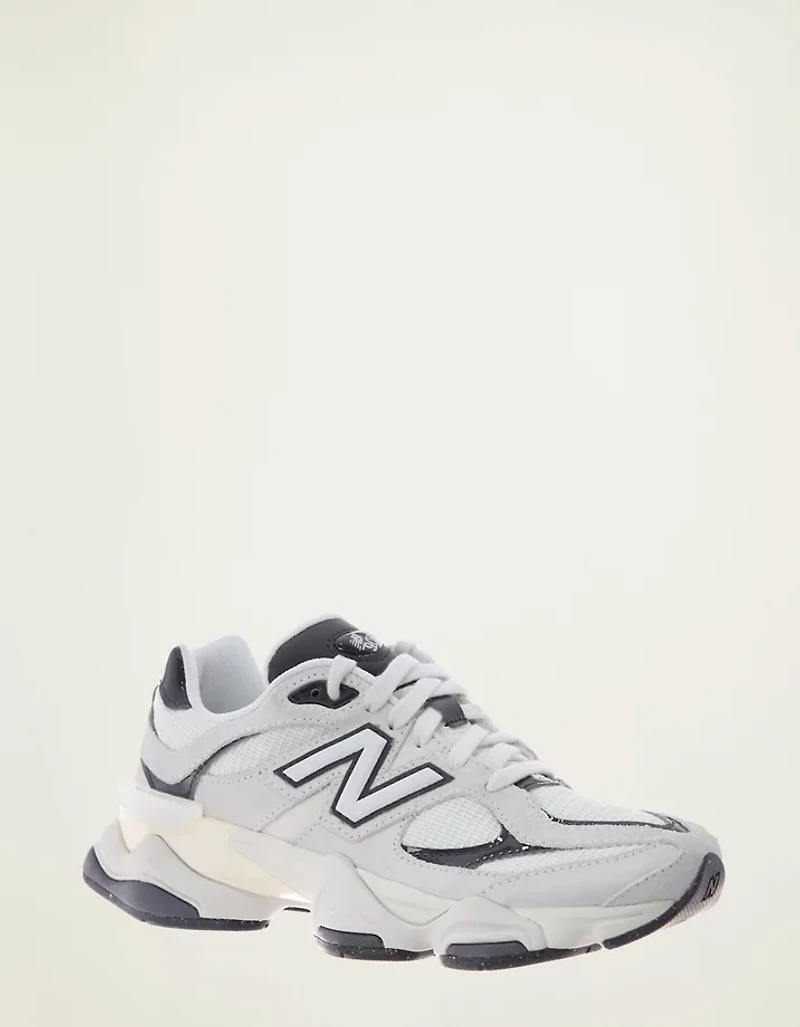 New Balance 9060 Sneaker