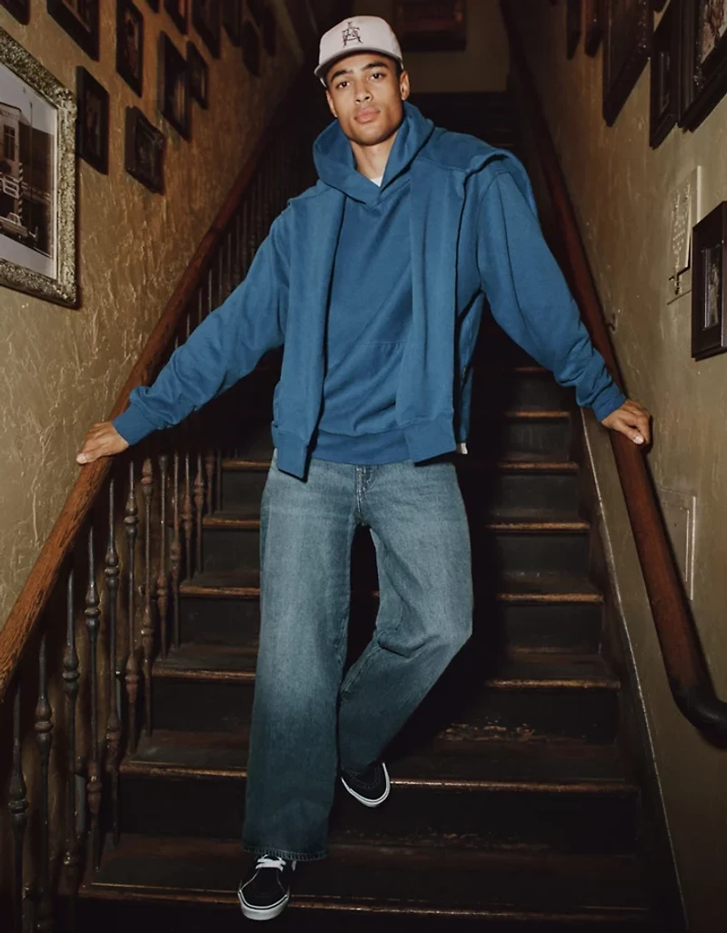 AE Ultra Baggy Jean