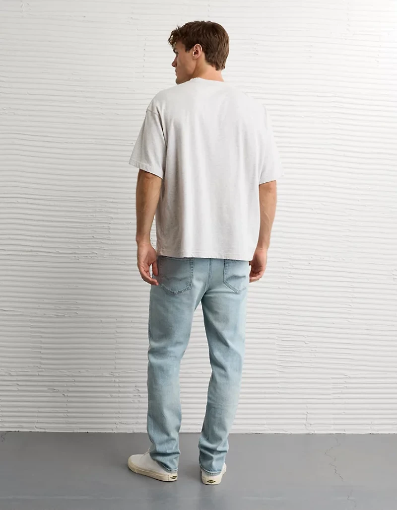 Jean à coupe droite athlétique en fibres TENCEL™ EasyFlex+ AE