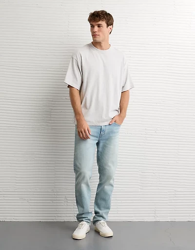 Jean à coupe droite athlétique en fibres TENCEL™ EasyFlex+ AE