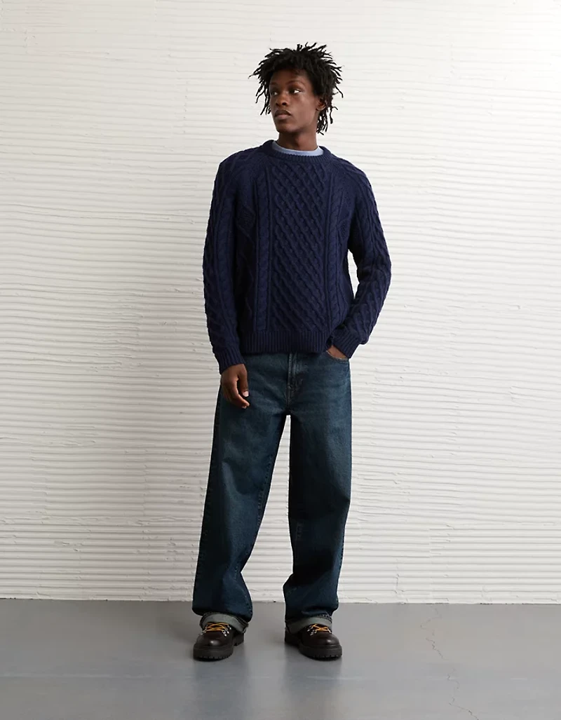 Chandail en tricot à torsades et col rond AE