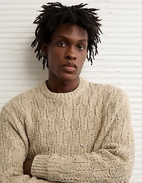Chandail en tricot à torsades et col rond AE