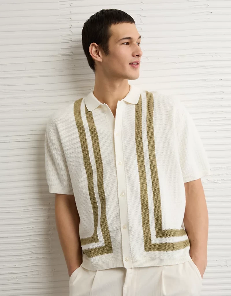 Polo en tricot boutonné et rayé AE