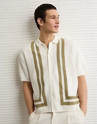 Polo en tricot boutonné et rayé AE