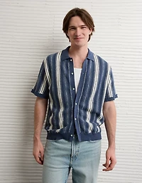 Polo en tricot boutonné et rayé AE