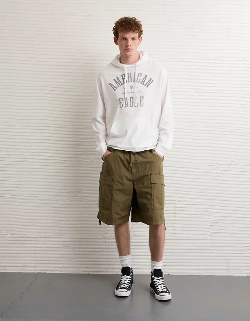 AE Standard Fit Lightweight Logo Graphic T-Shirt