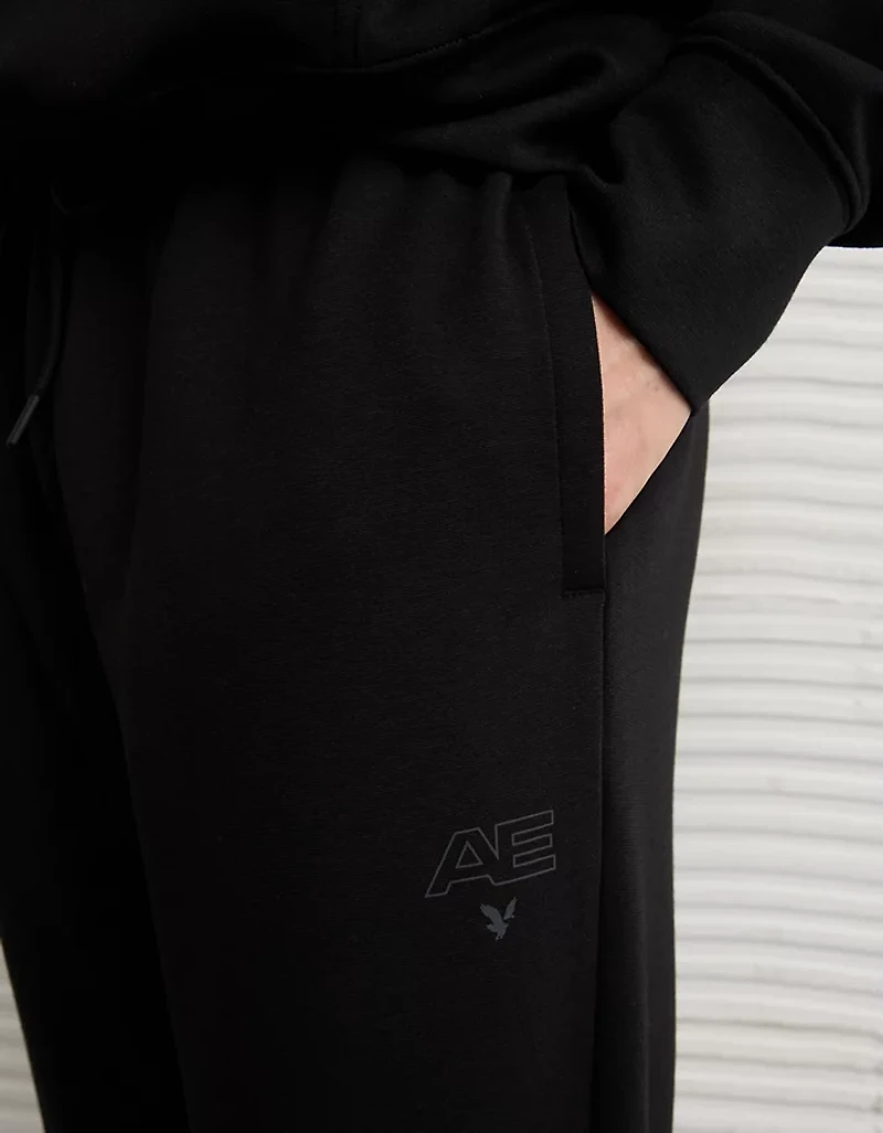 AE 24/7 Hoodie & Jogger Set
