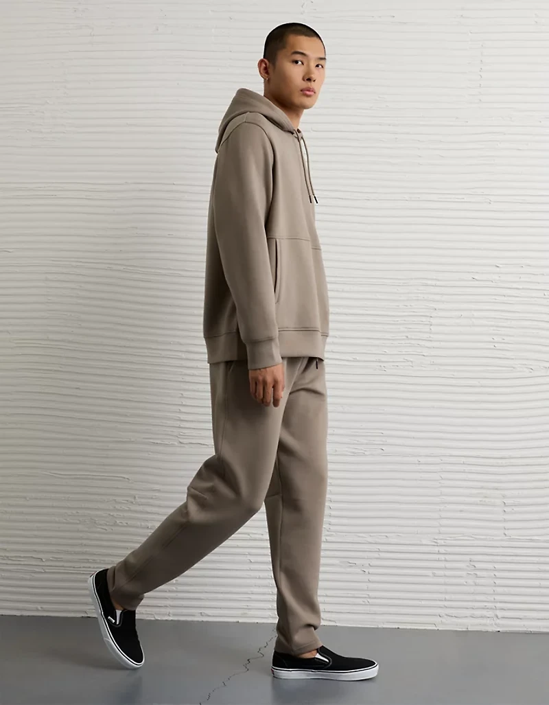 AE 24/7 Relaxed Open-Hem Pant