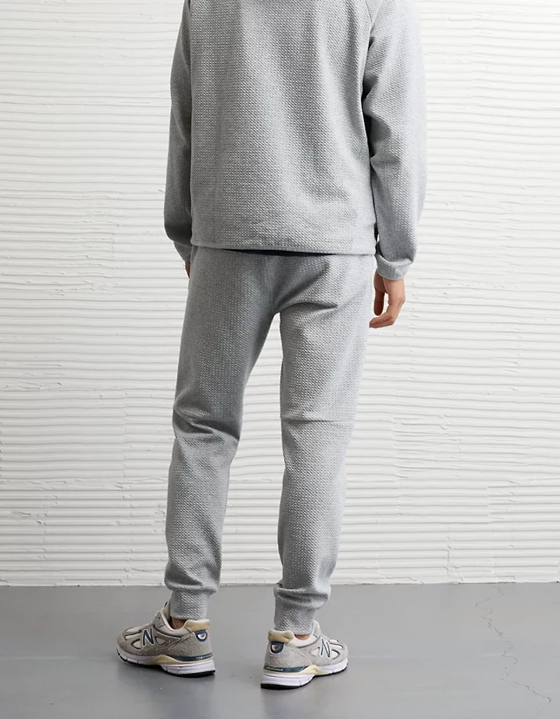 AE 24/7 Textured Fleece Jogger