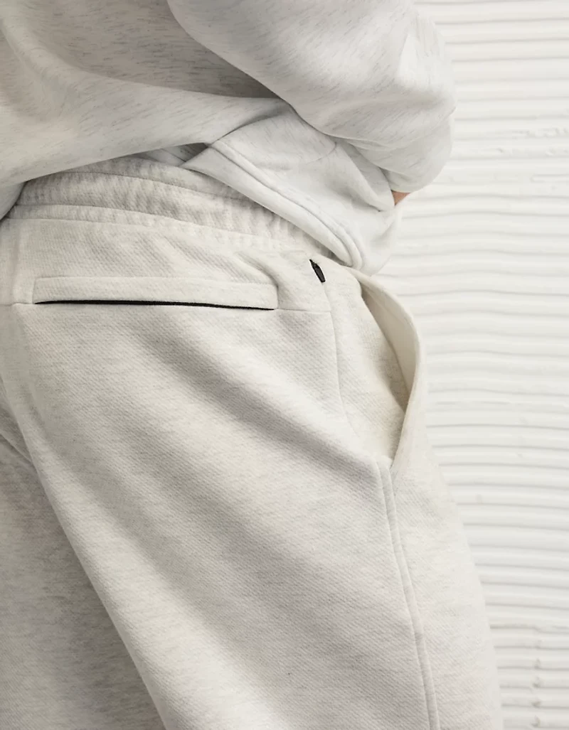 AE 24/7 Relaxed Open-Hem Pant