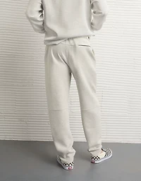 AE 24/7 Relaxed Open-Hem Pant