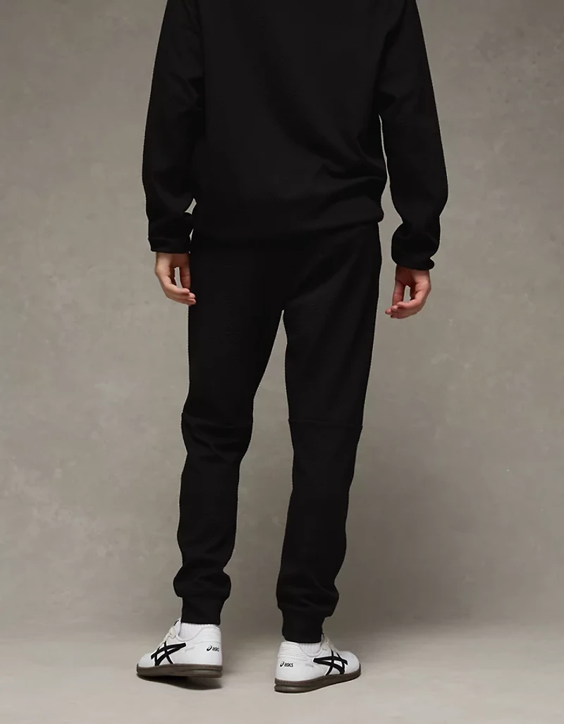AE 24/7 Textured Fleece Jogger