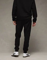 AE 24/7 Textured Fleece Jogger