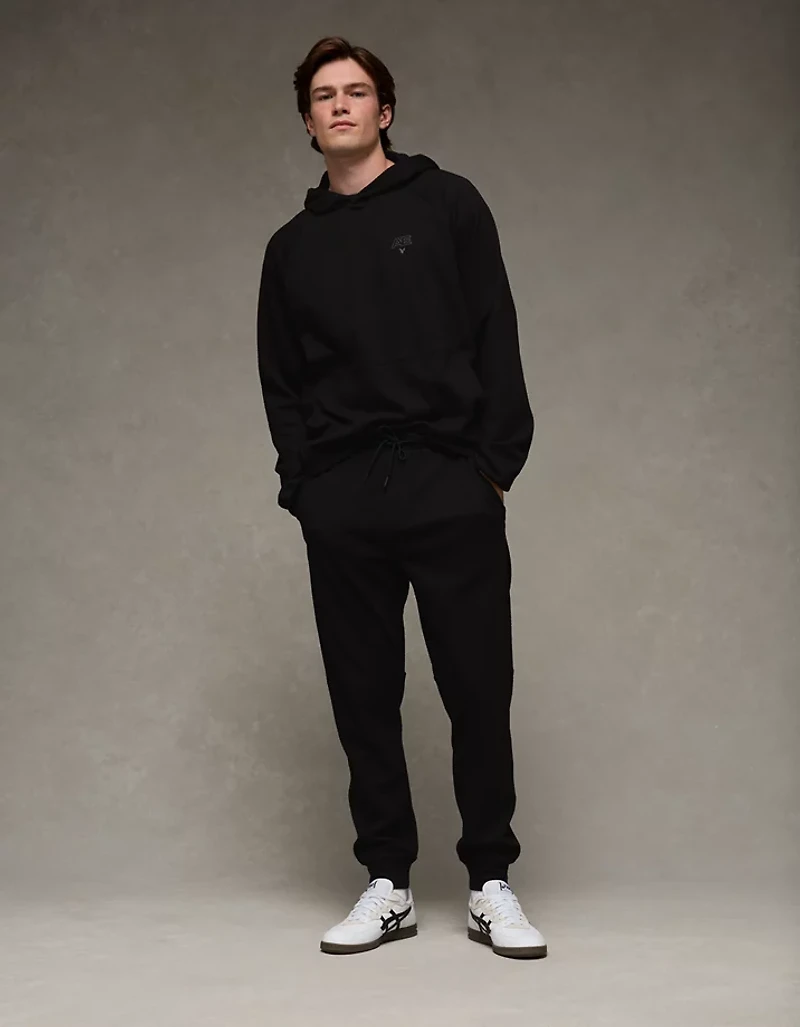 AE 24/7 Textured Fleece Jogger