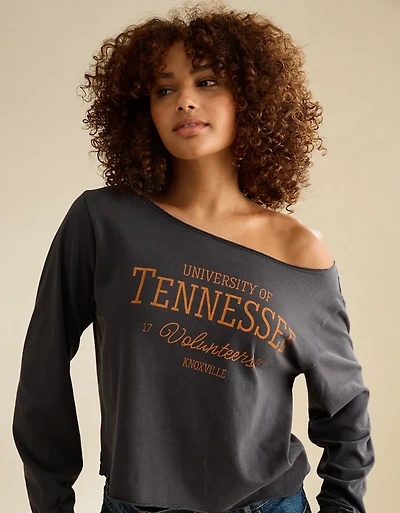 AE Off-the-Shoulder Graphic T-Shirt