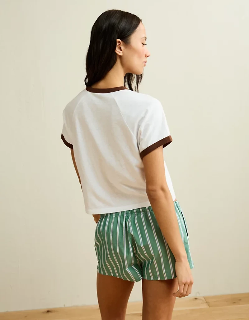 T-shirt à bordures contrastées et graphique AE