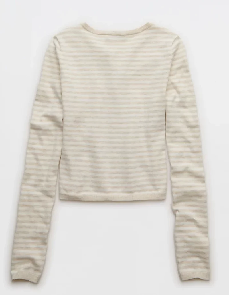 Cardigan boutonné à coupe ajustée classique AE