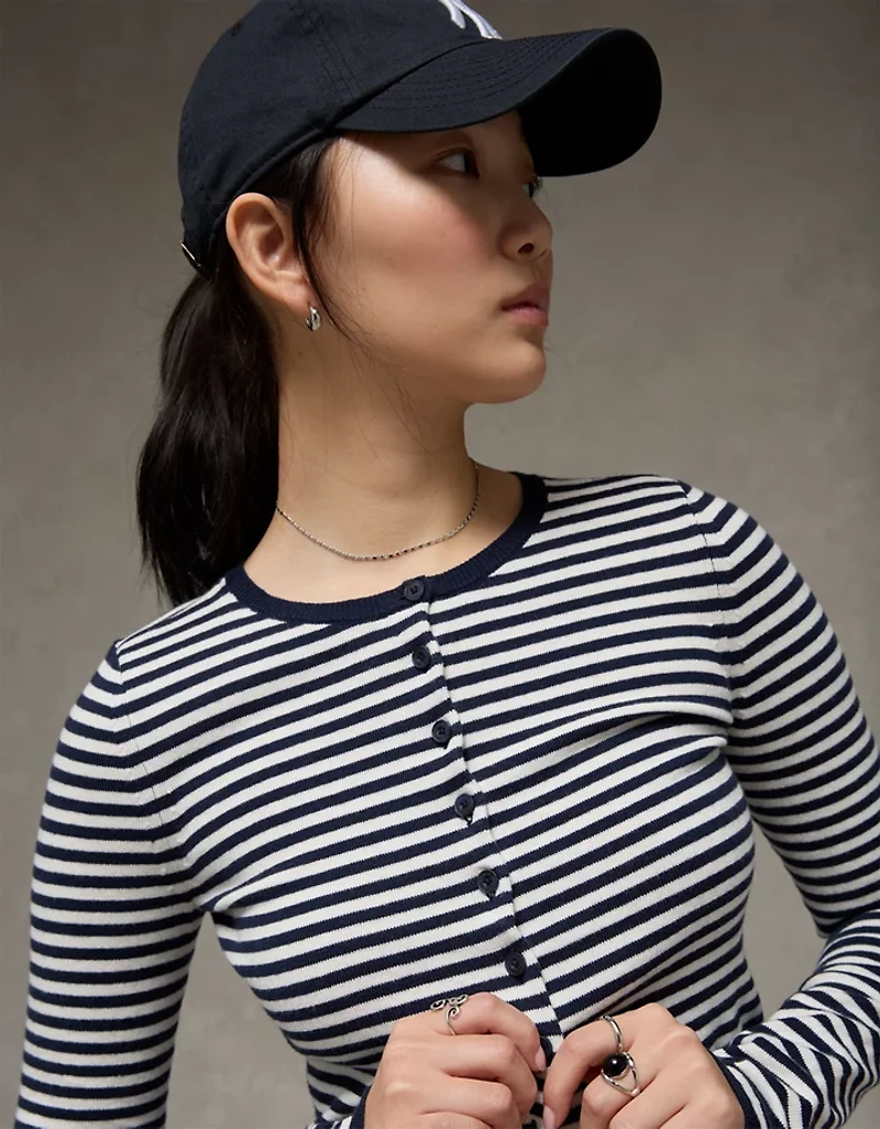 AE Classic Slim Button-Up Cardigan