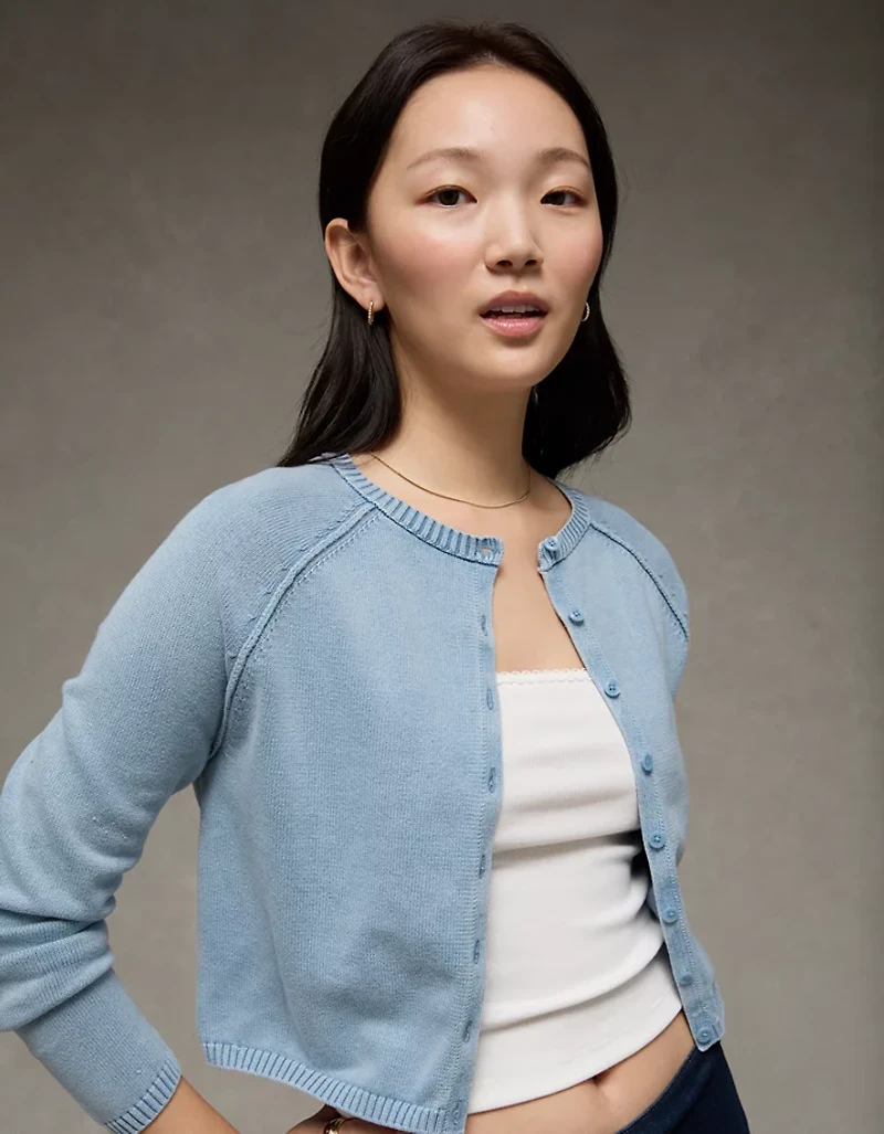 Chandail cardigan boutonné AE