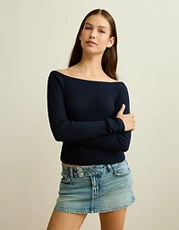 Chandail en tricot torsadé ajusté et à épaules dénudées AE
