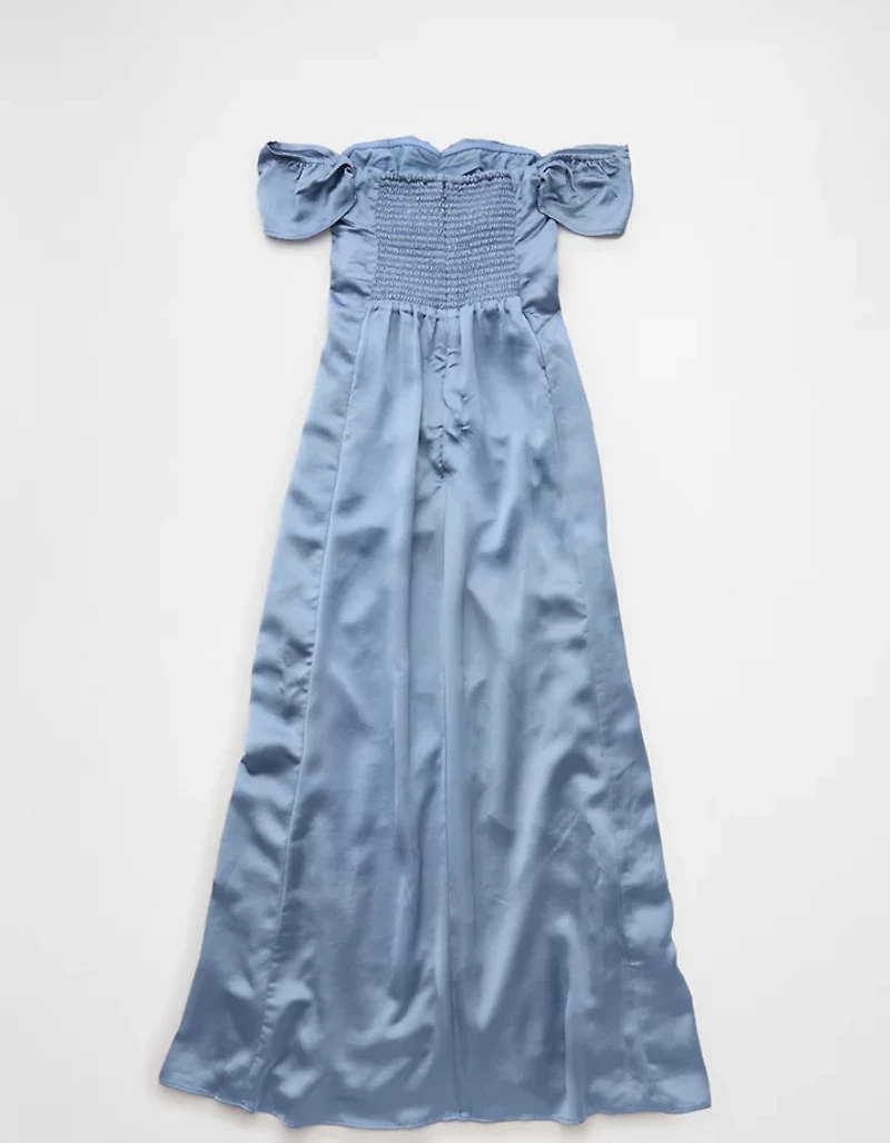 Robe longue à épaules dénudées et décolleté en cœur satin AE