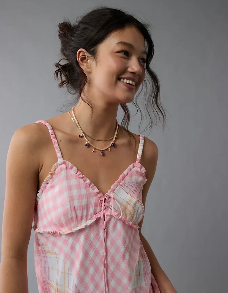 Robe à bretelles mi-longue avec encolure en V et volants AE