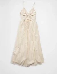 Robe mi-longue au crochet à encolure en V AE
