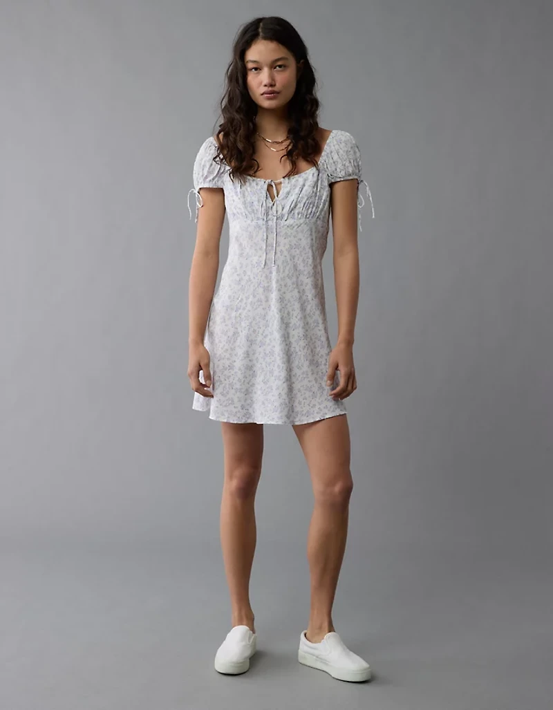 Minirobe à manches capes motif floral AE