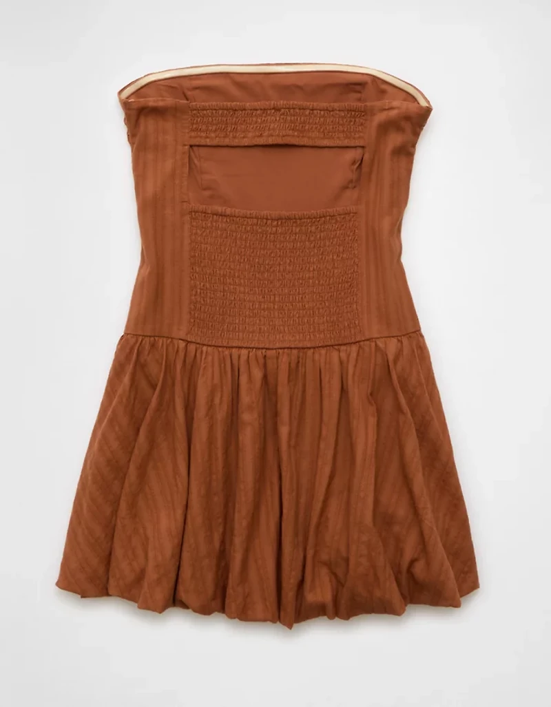 Robe boule sans bretelles à taille basse AE