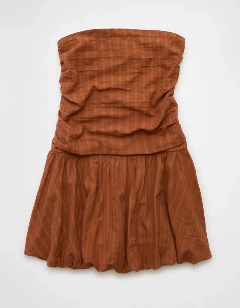 Robe boule sans bretelles à taille basse AE