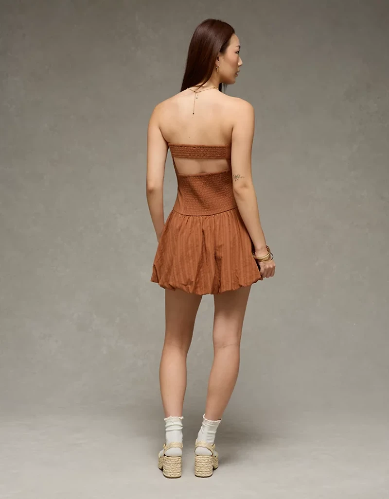 Robe boule sans bretelles à taille basse AE