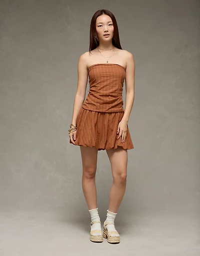 Robe boule sans bretelles à taille basse AE