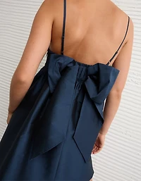 Minirobe nuisette avec boucle au dos AE