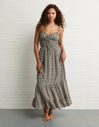 Robe mi-longue nouée à l’avant décolleté en cœur AE