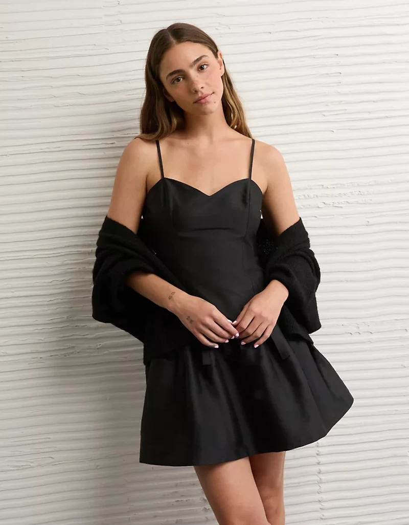 Minirobe avec boucle Bella à encolure en cœur AE