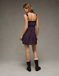 Minirobe à bretelles en dentelle AE