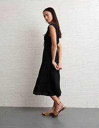 AE Short Sleeve V-Neck Midi Dress