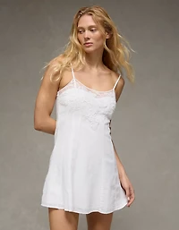 Minirobe avec bordures en dentelle AE