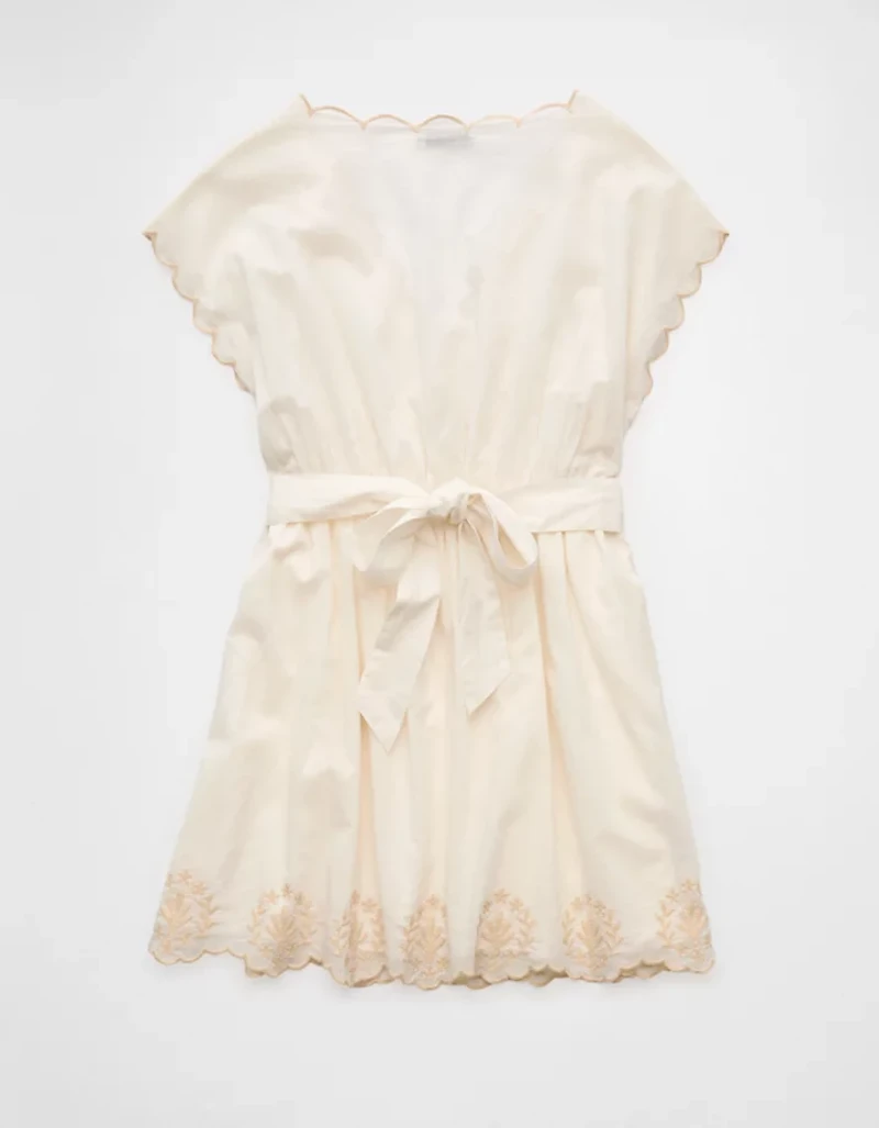 Minirobe festonnée brodée AE