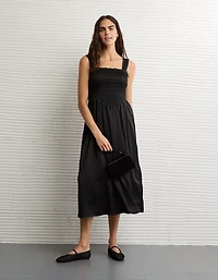 Robe mi-longue avec boucle Bella en satin AE