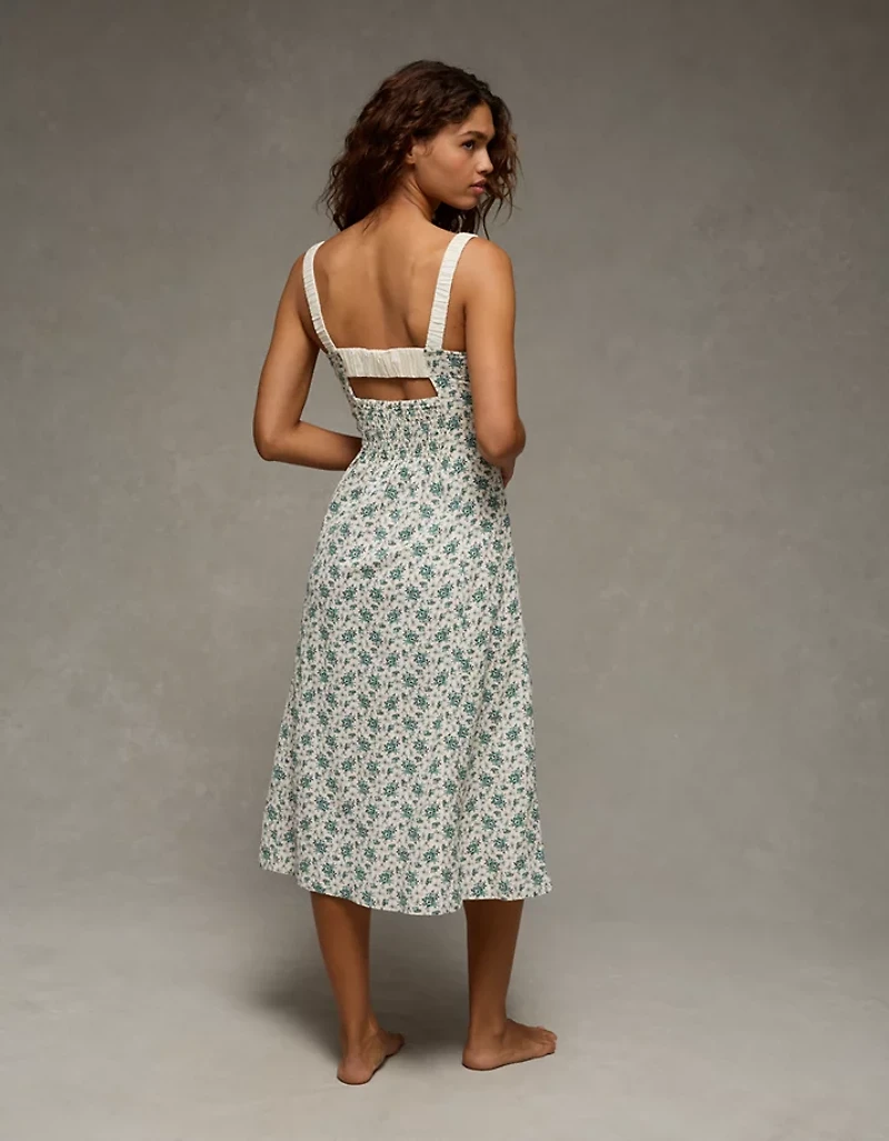 Robe mi-longue nouée à l’avant avec décolleté en cœur AE