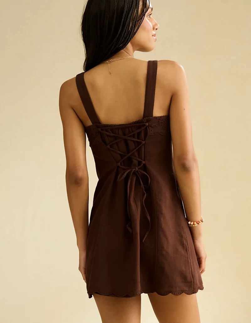 Minirobe boutonnée à l’avant AE