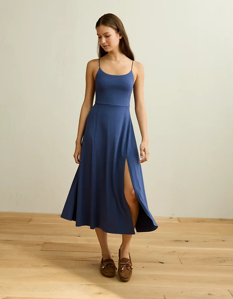 Peignoir mi-long en tricot à dos échancré AE
