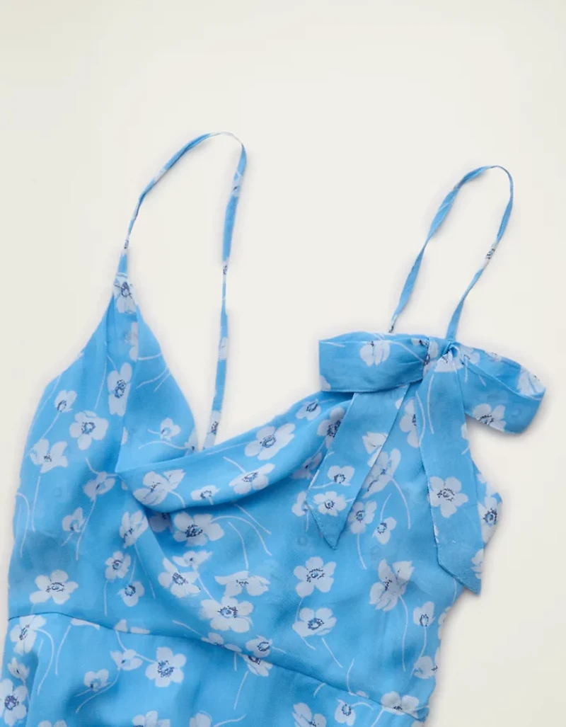 Cagoule minirobe à col AE