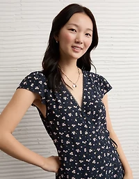 Minirobe en dentelle cache-cœur AE